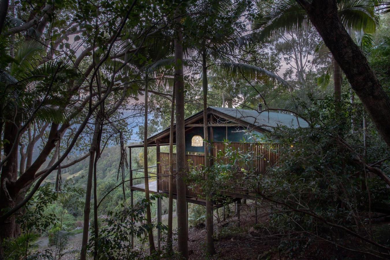 Treetops Seaview Montville Eksteriør bilde
