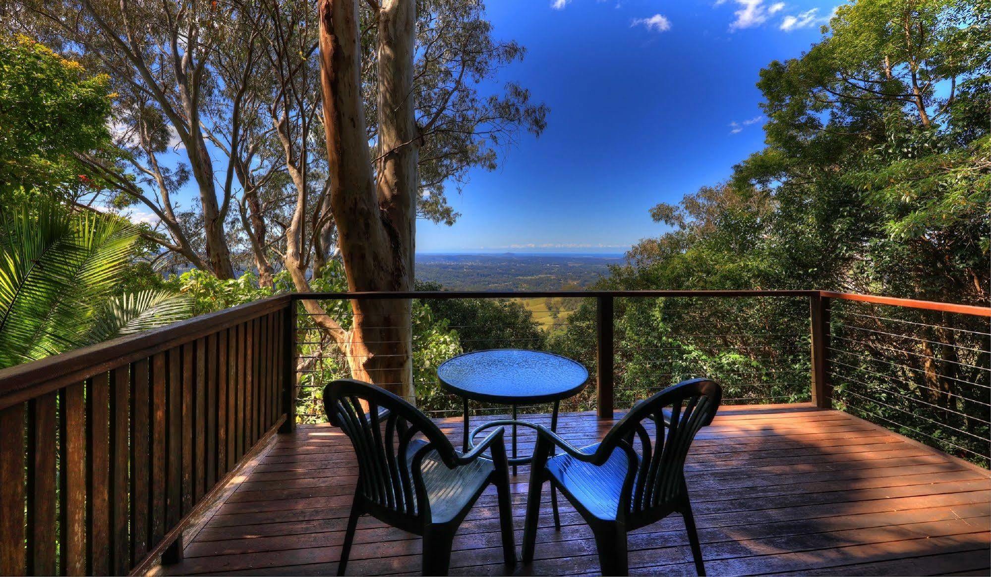 Treetops Seaview Montville Eksteriør bilde